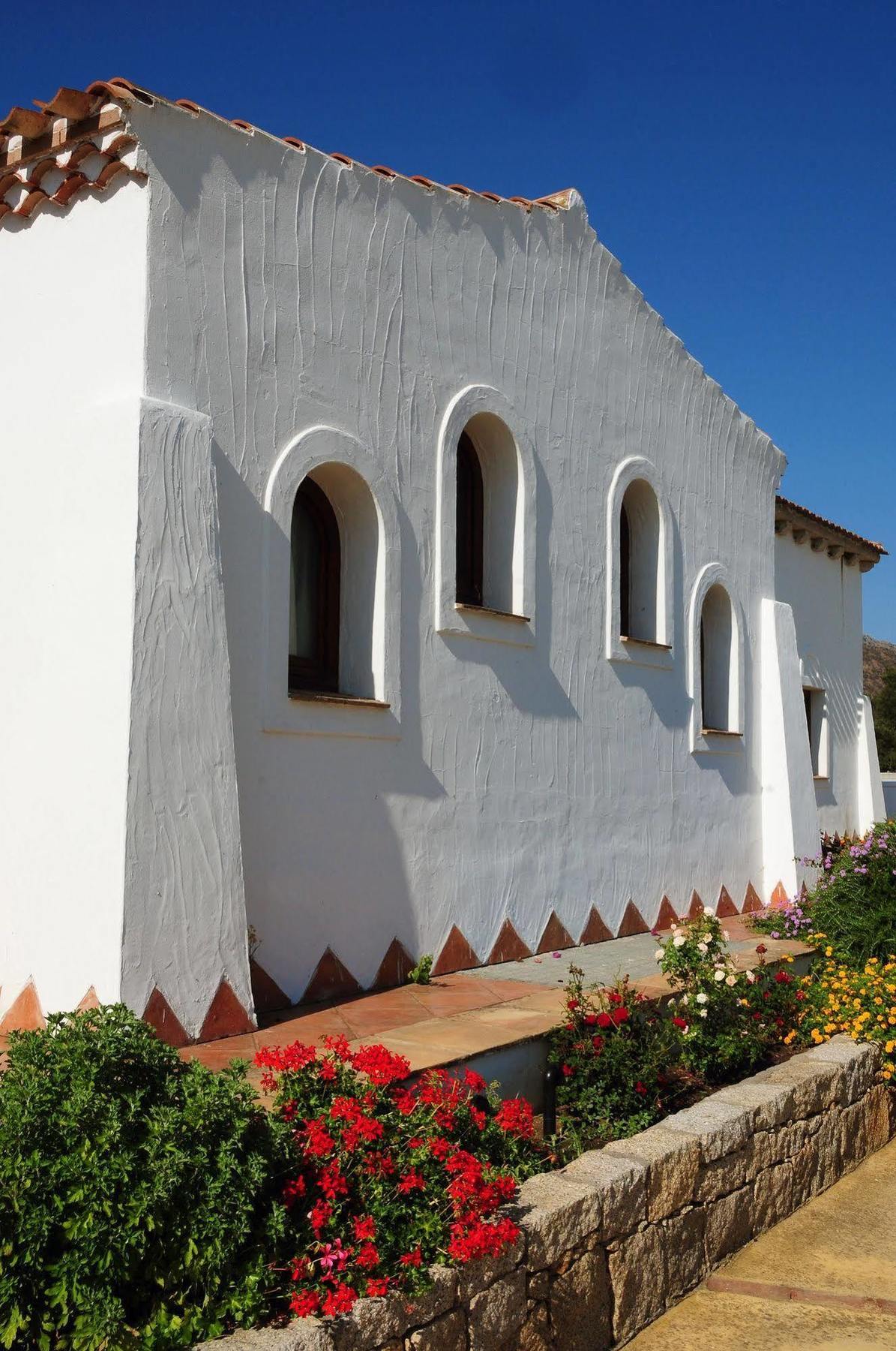 Le Tre Querce Aparthotel San Teodoro  Exterior photo